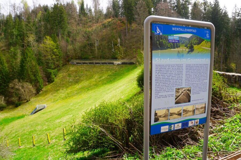 Im Wental Wandern Mystisches Felsenmeer Auf Der Ostalb