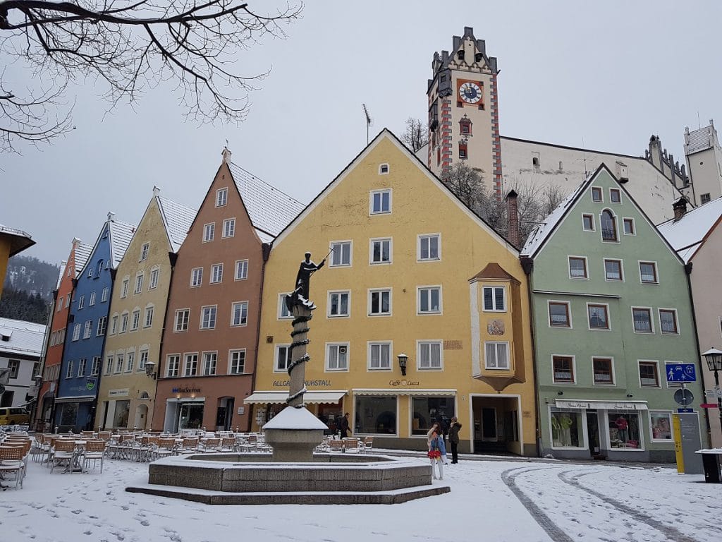 Die sehenswerte kleine Innenstadt Füssens am frühen Morgen! Die sehenswerte kleine Innenstadt Füssens am frühen Morgen!