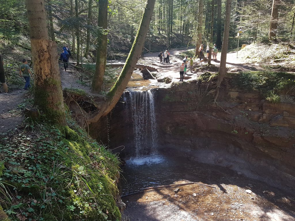 Kennt ihr auch schon den Geheimtipp Hörschbach Wasserfälle im Schwäbischen Wald? Klickt euch mal rein!