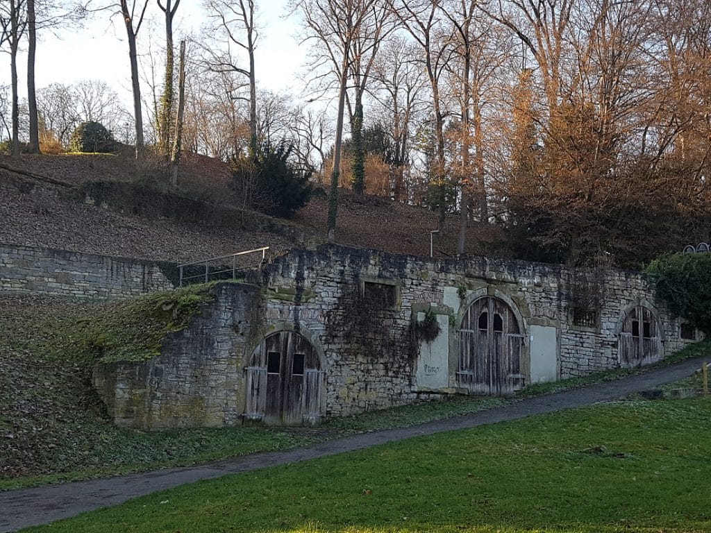 Alter Bunker unterhalb der Burgruine