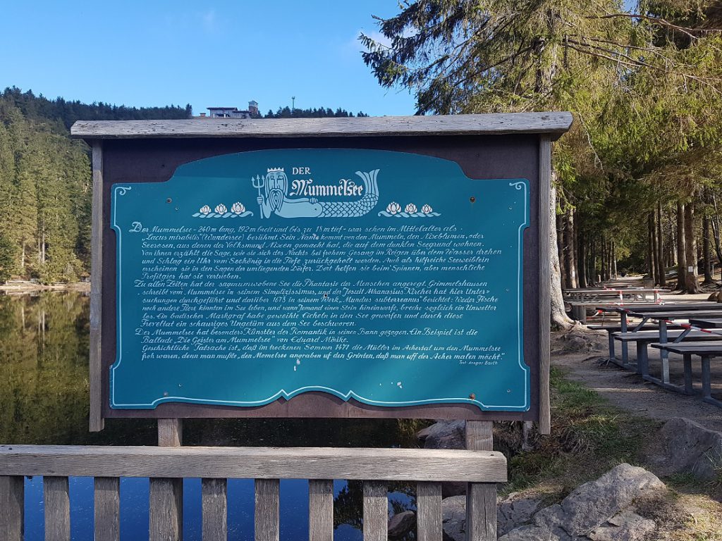 Informationstafel zum Mummelsee