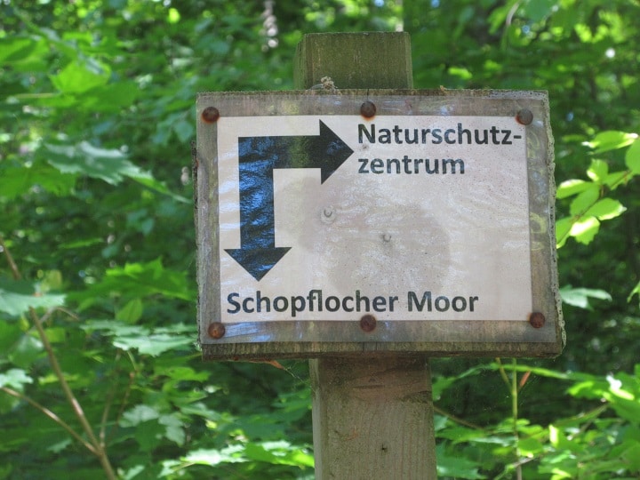 Wegmarkierung Schopflocher Moor