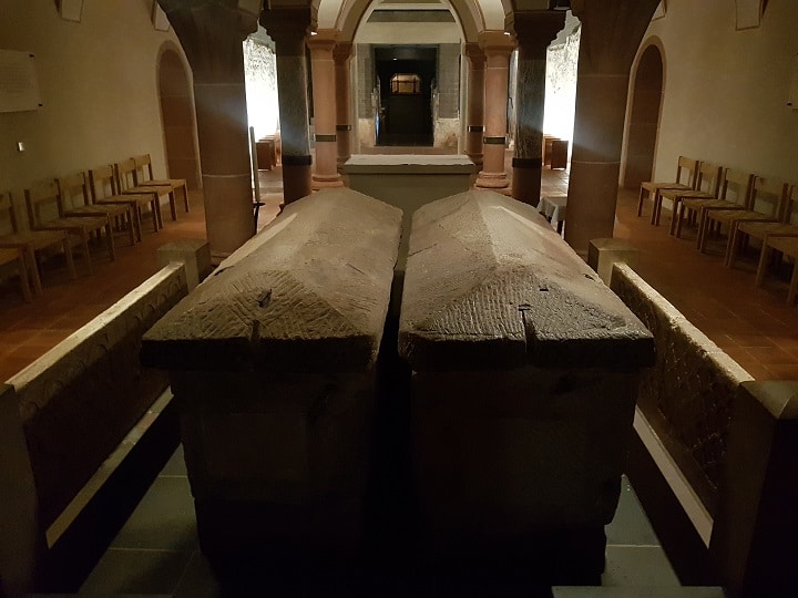 Sarkophage der Trierer Bischöfe