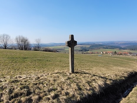 Steinernes Kreuz am Geologischen Pfad Schwäbisch Gmünd