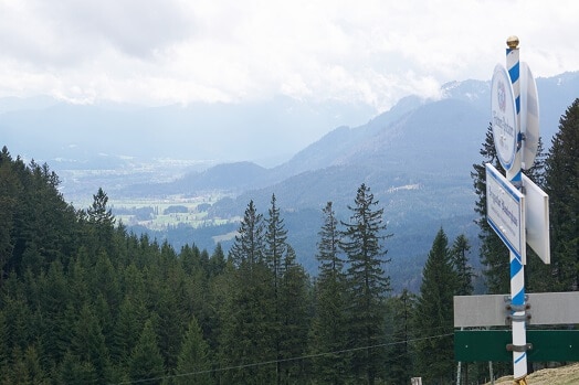 Aussicht auf die Alpen von Berggasthof
