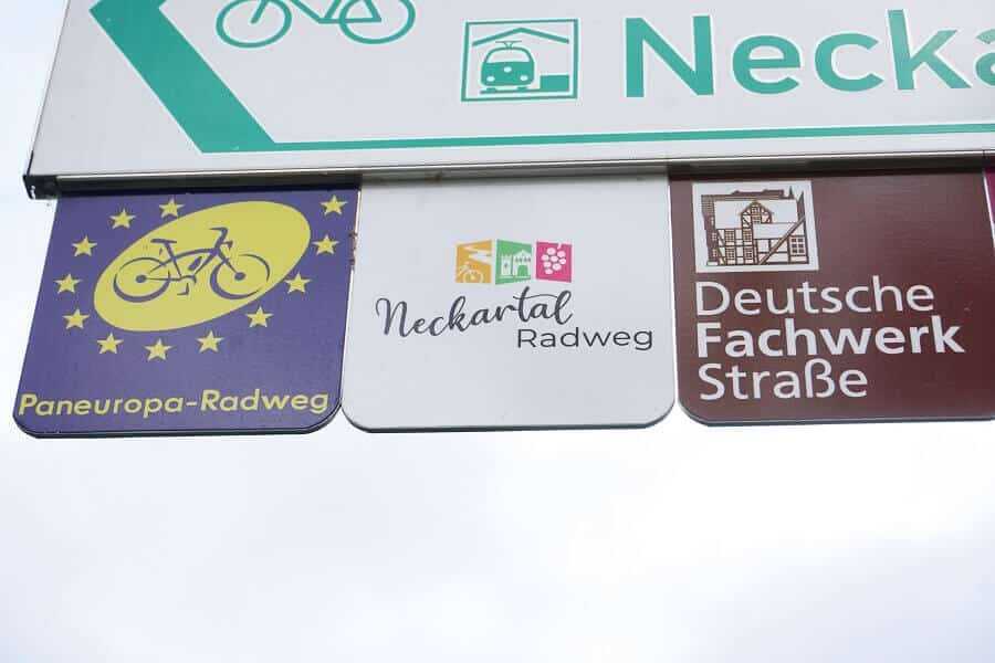 Neckartal Radweg Wegmarkierung